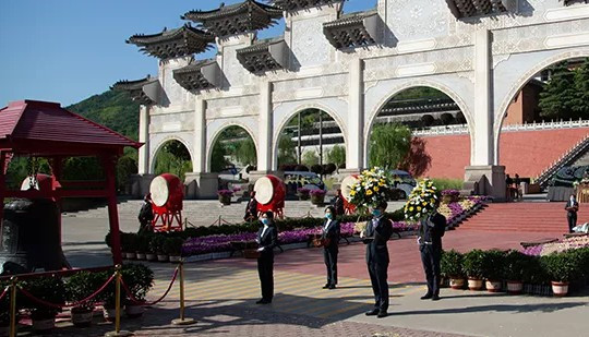 陕西西安汉陵墓园预约提供骨灰寄存，安葬，选墓业