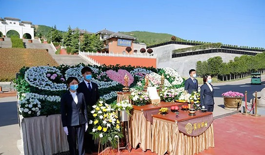西安东部墓地有哪些？