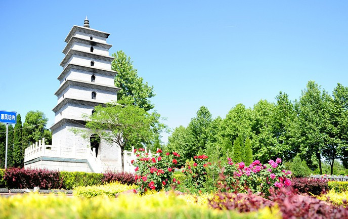 西安霸陵墓园新区价格多少？草坪园-公墓价格一览表