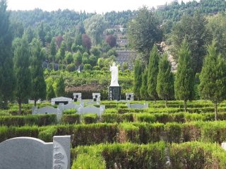 西安寿阳山墓园照片