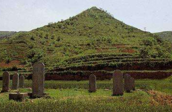 西安霸陵墓园埋的都是什么人